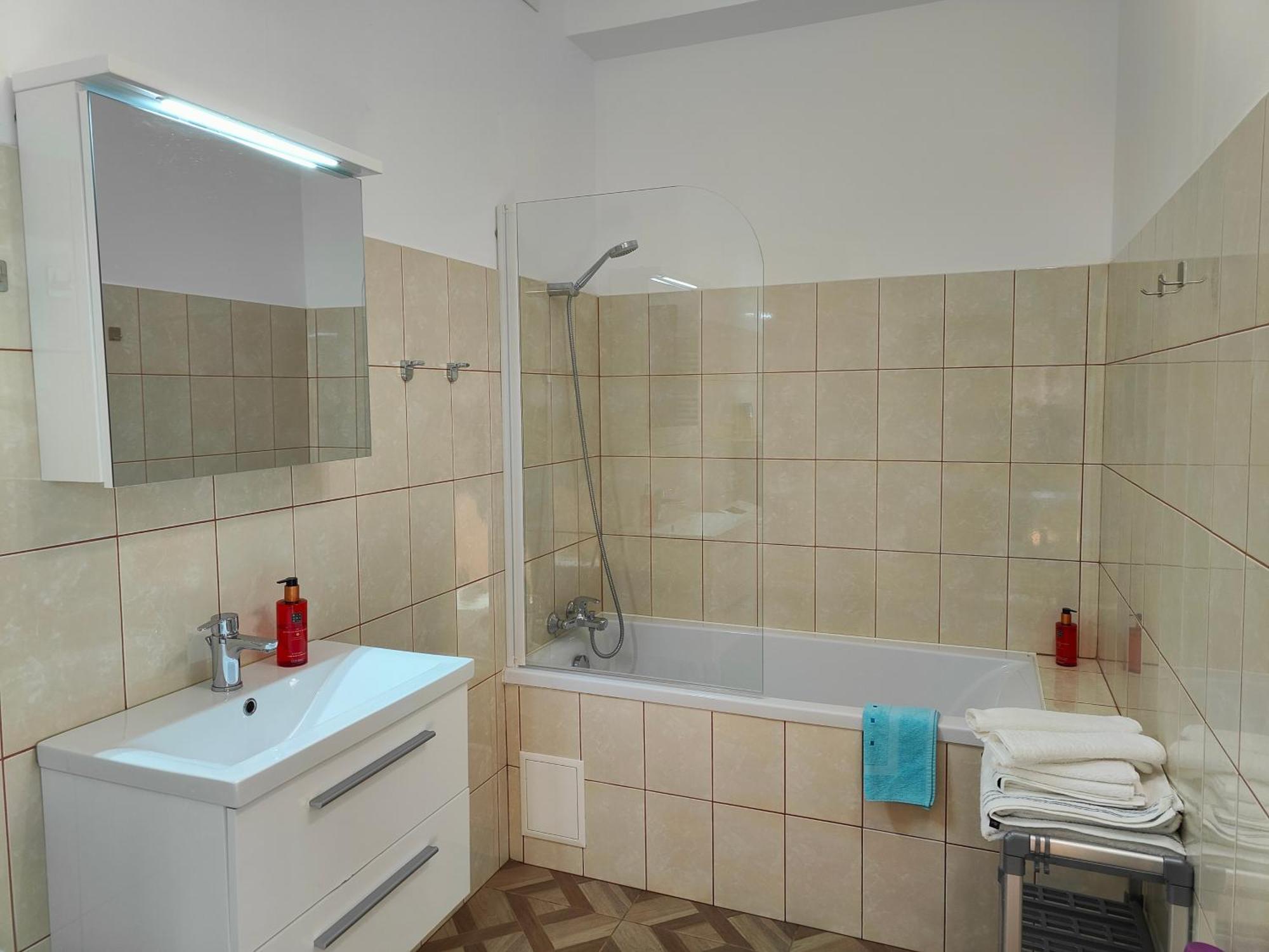 Pension Hexagon Spittal an der Drau Bagian luar foto