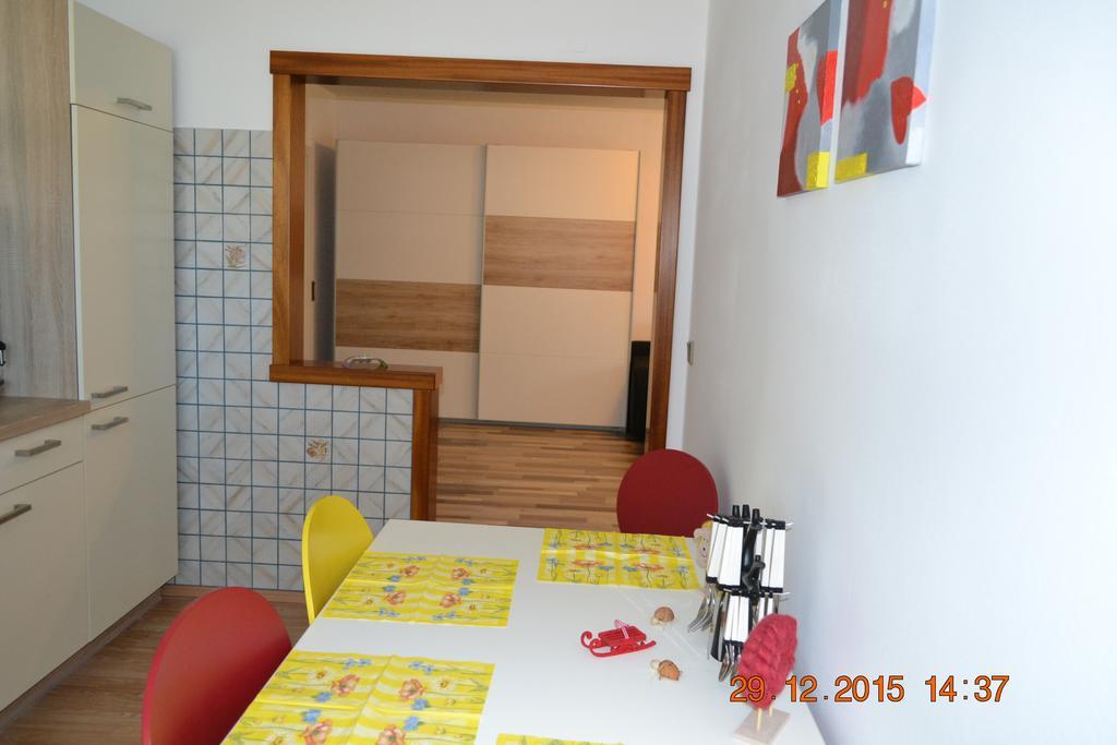 Pension Hexagon Spittal an der Drau Ruang foto