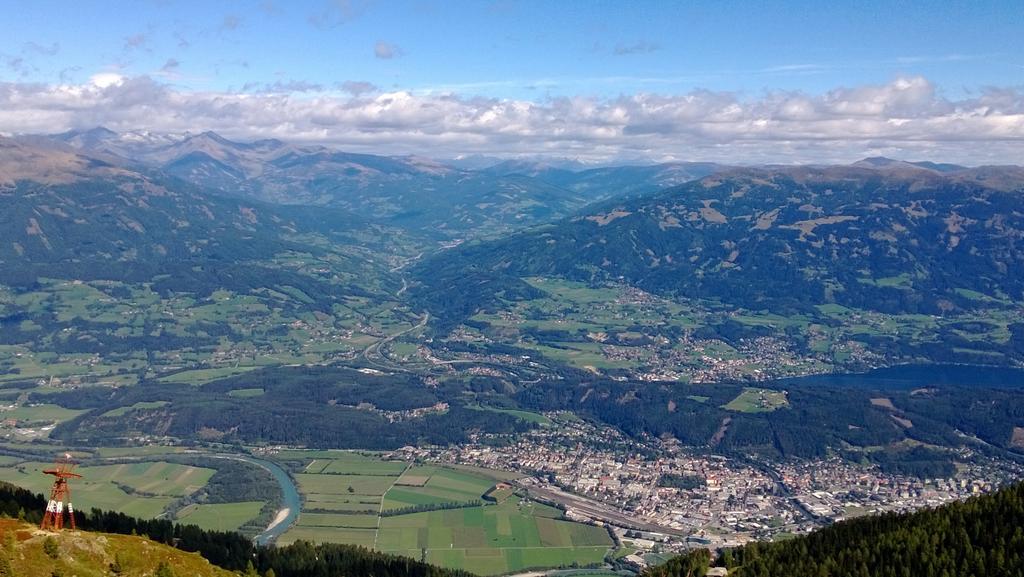 Pension Hexagon Spittal an der Drau Bagian luar foto